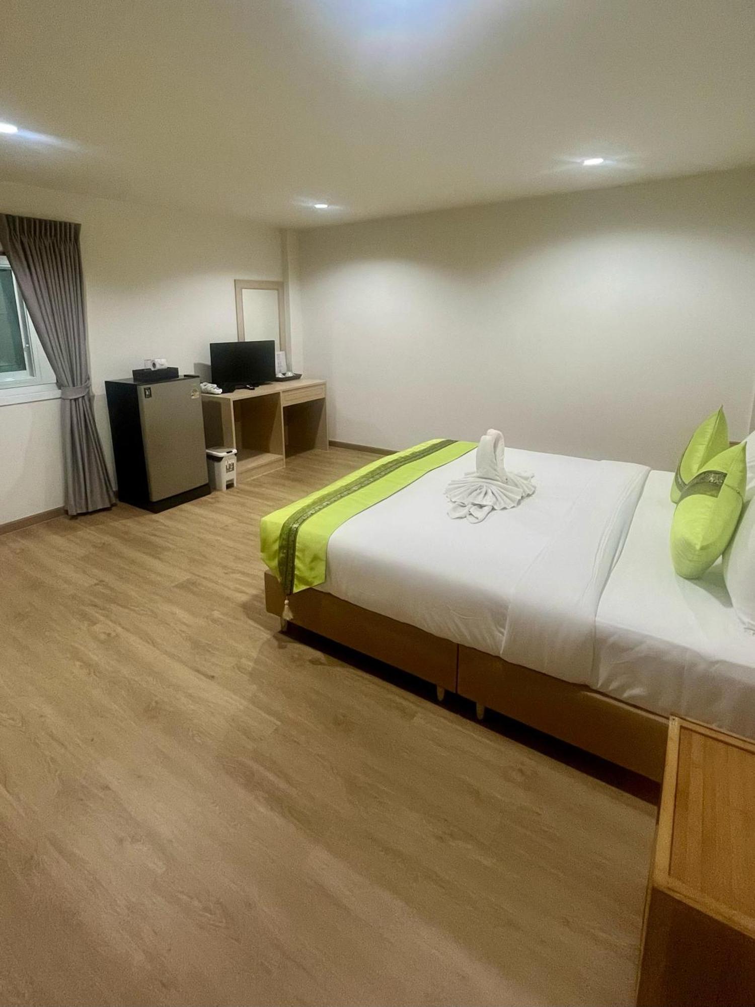 28 Boutique Hotel Patong Exteriör bild